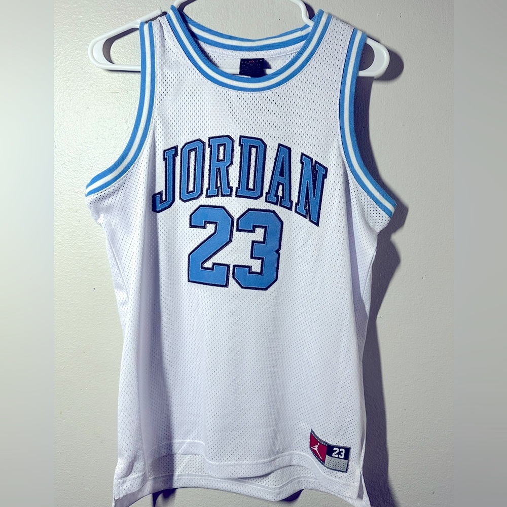 Jordan youth 23’ white/university blue jersey
